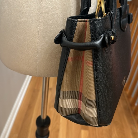 Burberry Black/Beige Leather and House Check Fabric Small Banner Tote - Picture 5 of 11